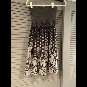 Strapless dress or skirt? Your choice!